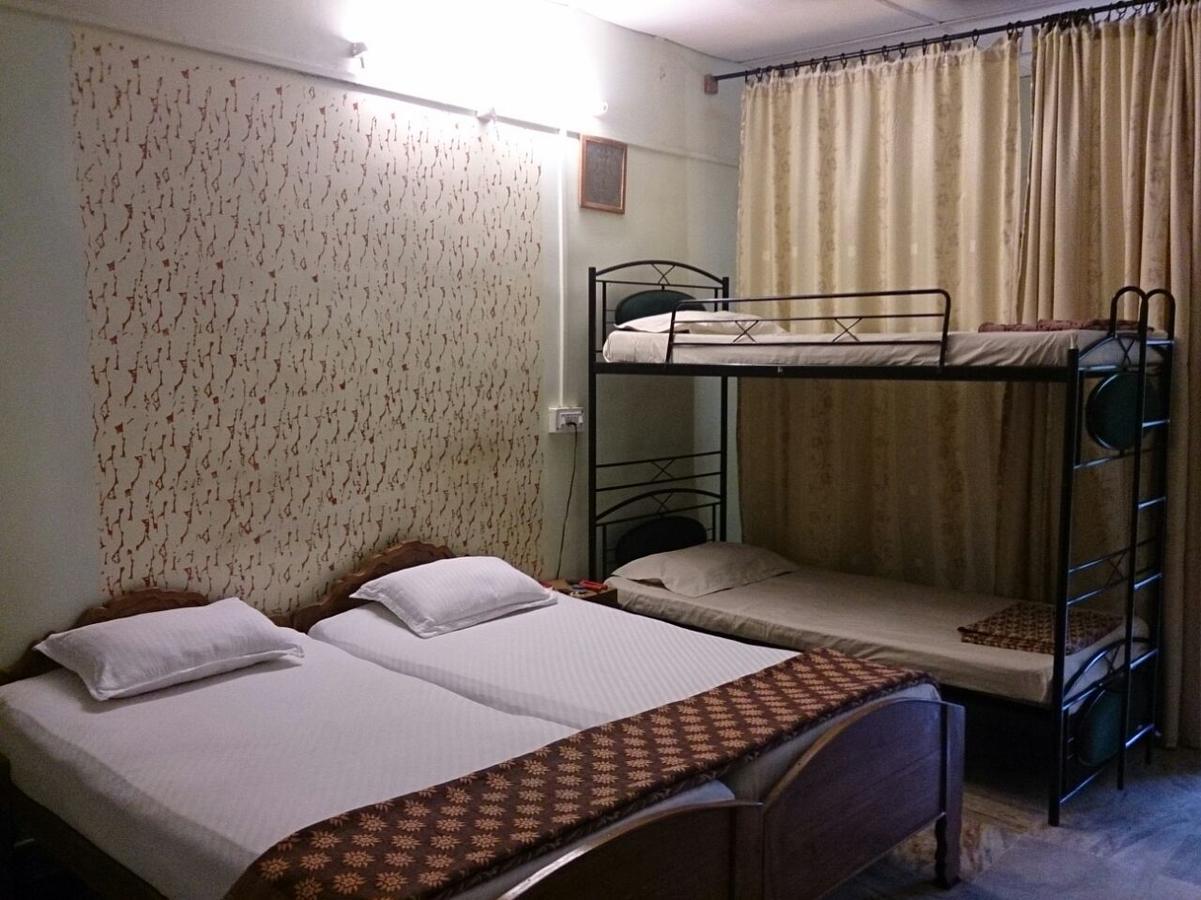 Baaz Jungle Resort Khawāsa エクステリア 写真