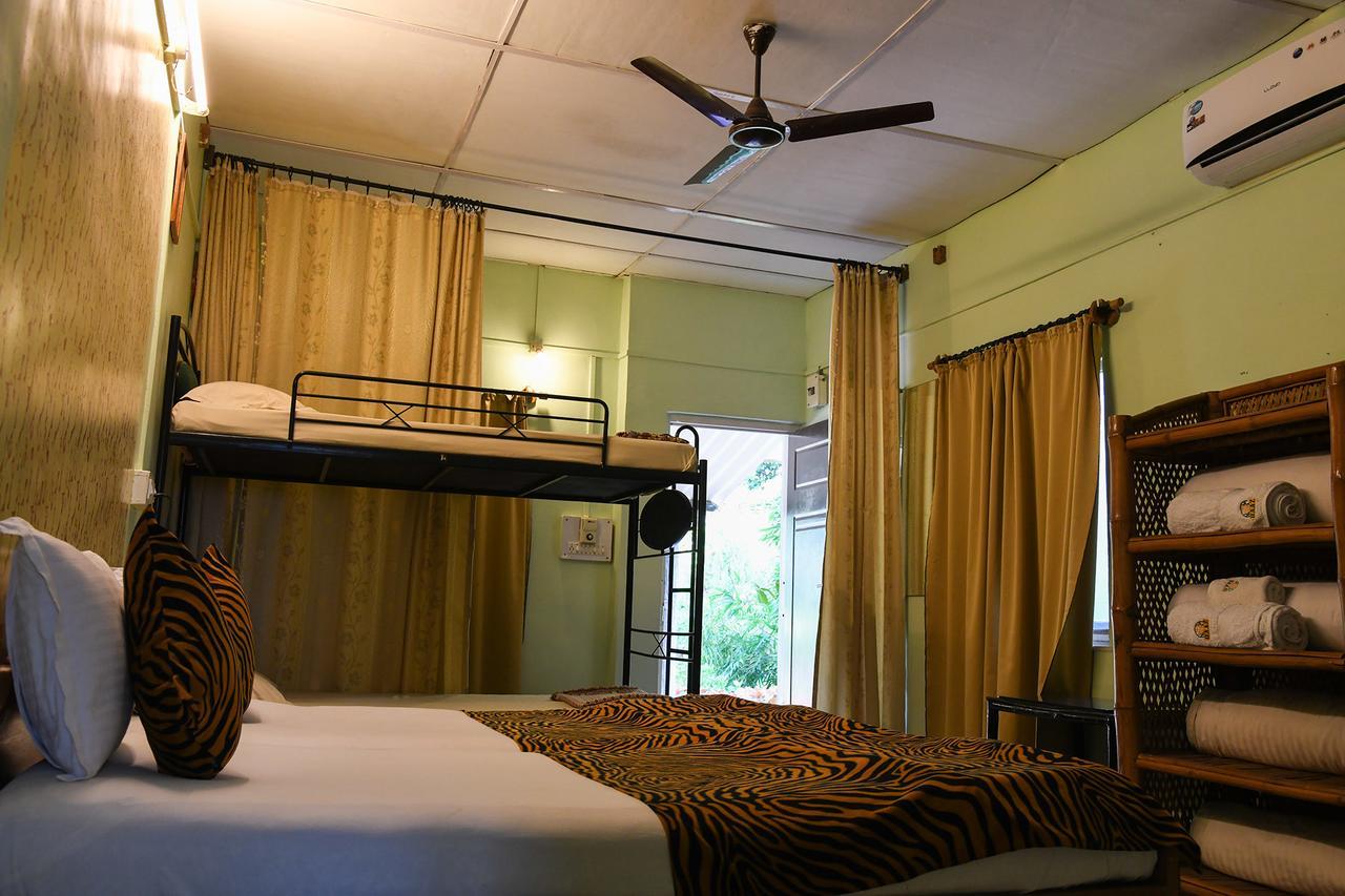 Baaz Jungle Resort Khawāsa エクステリア 写真