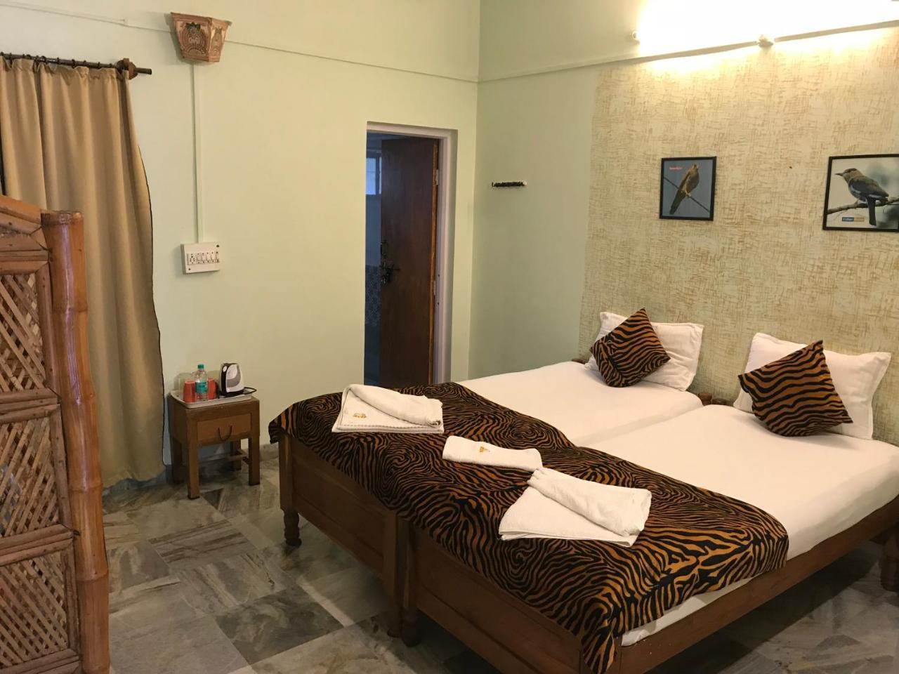 Baaz Jungle Resort Khawāsa エクステリア 写真